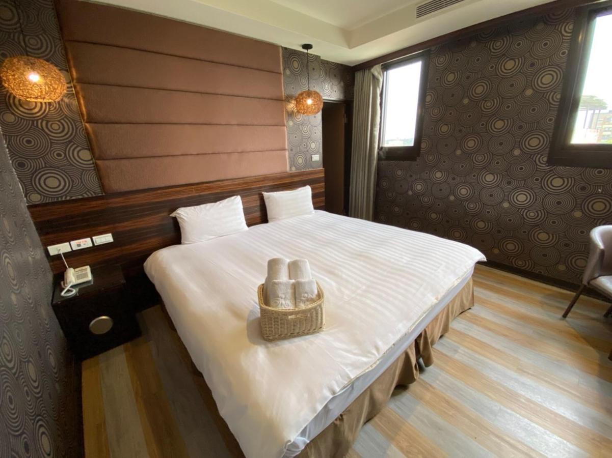 In99 Hotel Жинченг Екстериор снимка