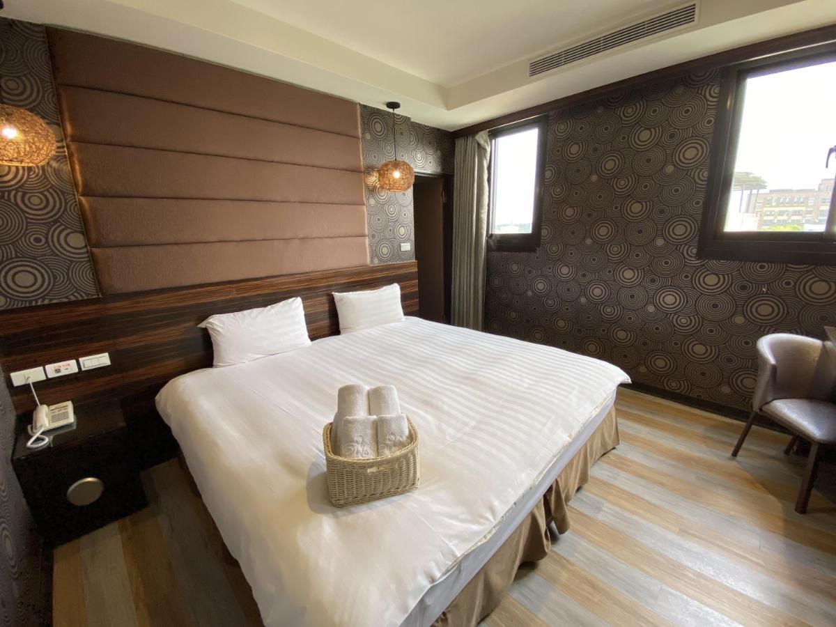 In99 Hotel Жинченг Екстериор снимка