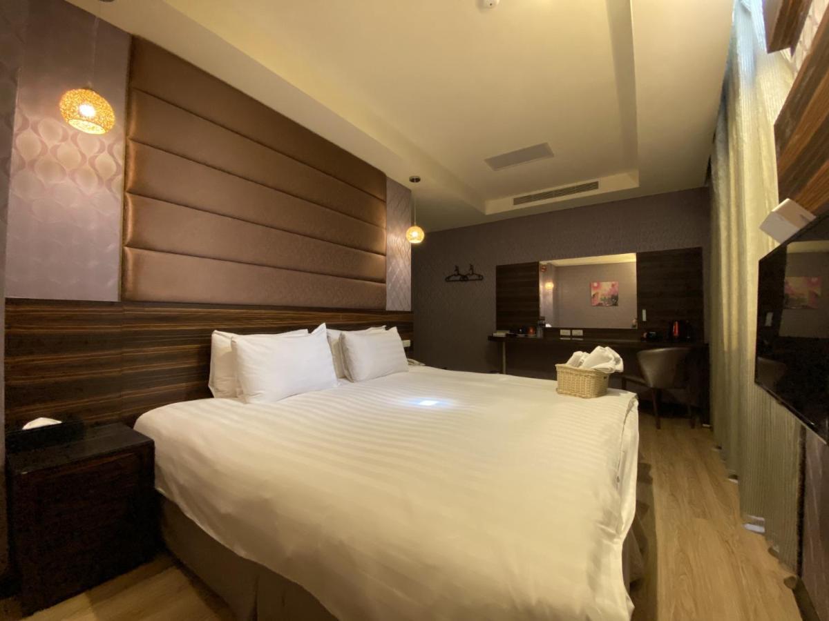 In99 Hotel Жинченг Екстериор снимка